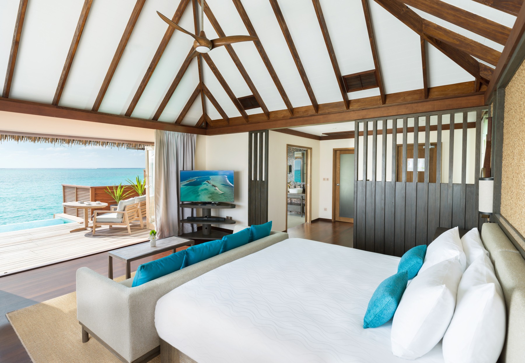 Deluxe Water Villa